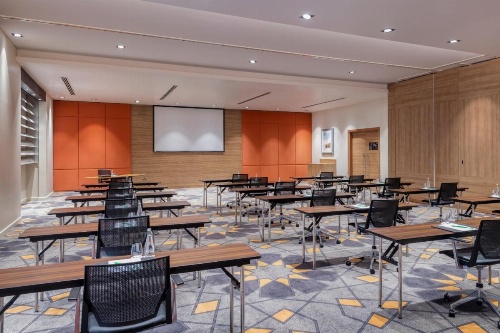 Holiday Inn Doha - The Business Park image 20